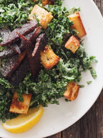 vegan kale caesar salad with tempeh bacon_hot for food