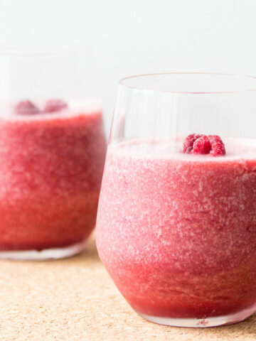 the raspberry refresher smoothie_hot for food