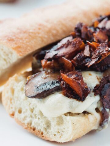 vegan bacon mushroom melt_hot for food