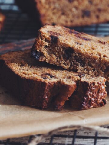 vegan chocolate chip banana bread_hot for food