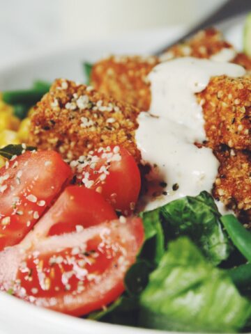 hemp crusted tofu cobb salad_hot for food