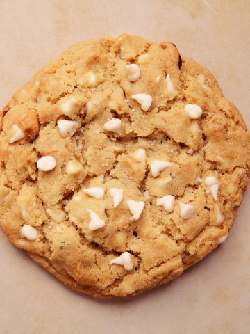 overhead of a macadamia nut cookie